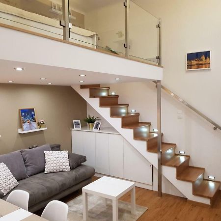 Renaissance Studio Apartment Boedapest Buitenkant foto